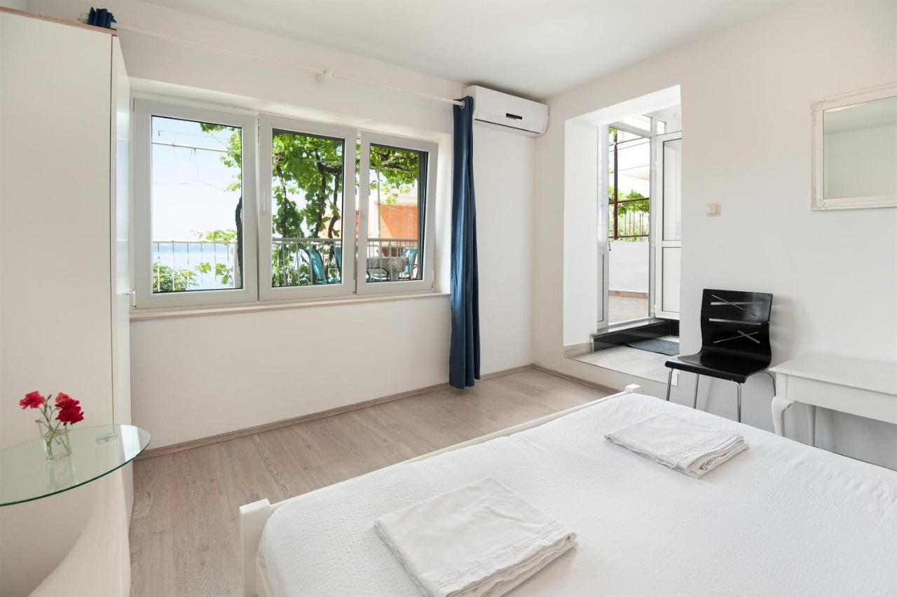 Apartments Antonija Omiš Extérieur photo